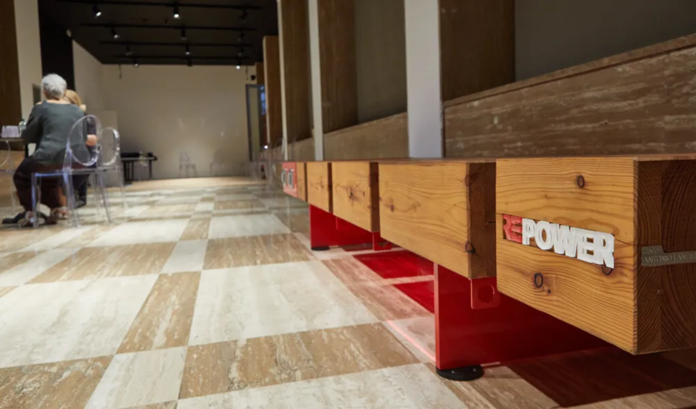 Teatro Menotti corridoio Repower